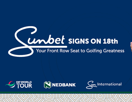 Golf fans, take your seat!